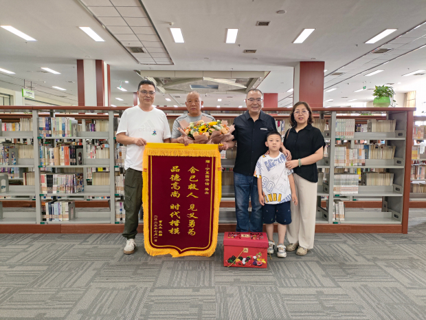 Honeyview_image003.jpg Honeyview_image003.jpg